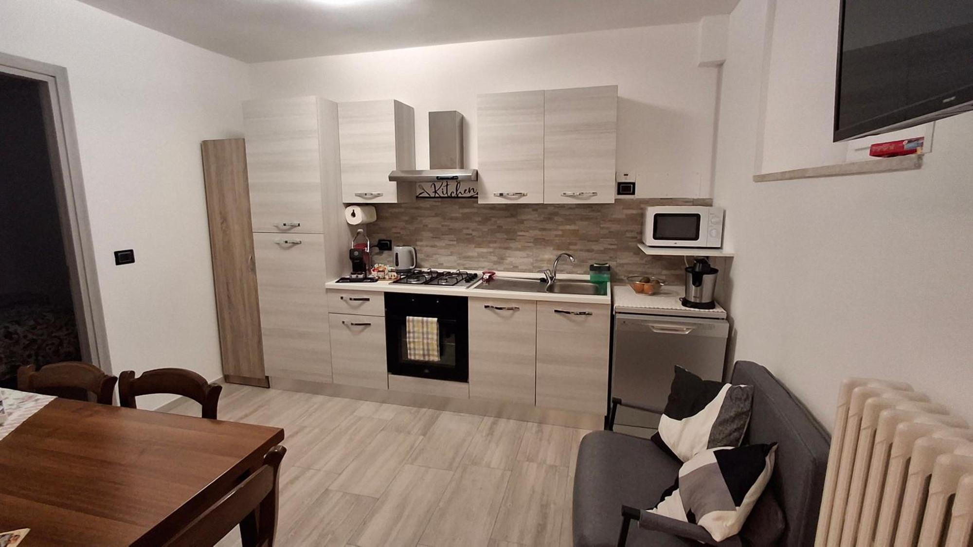 Pesa Apartment B&B Ascoli Piceno Exterior foto